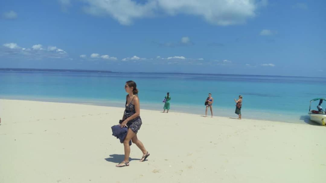 Ushongo Beach Bandas Pangani Luaran gambar