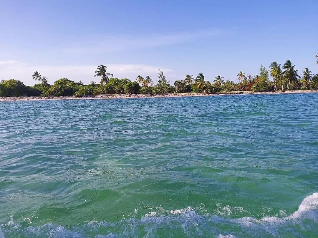Ushongo Beach Bandas Pangani Luaran gambar
